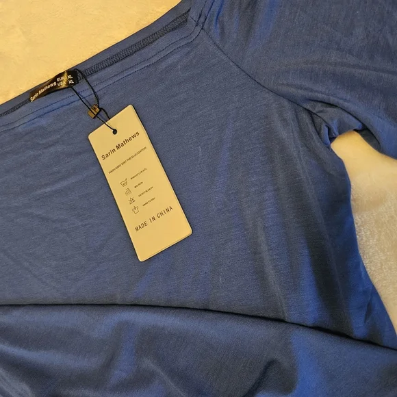 SOLD - Sarin Mathews Top - Picture 7 of 7